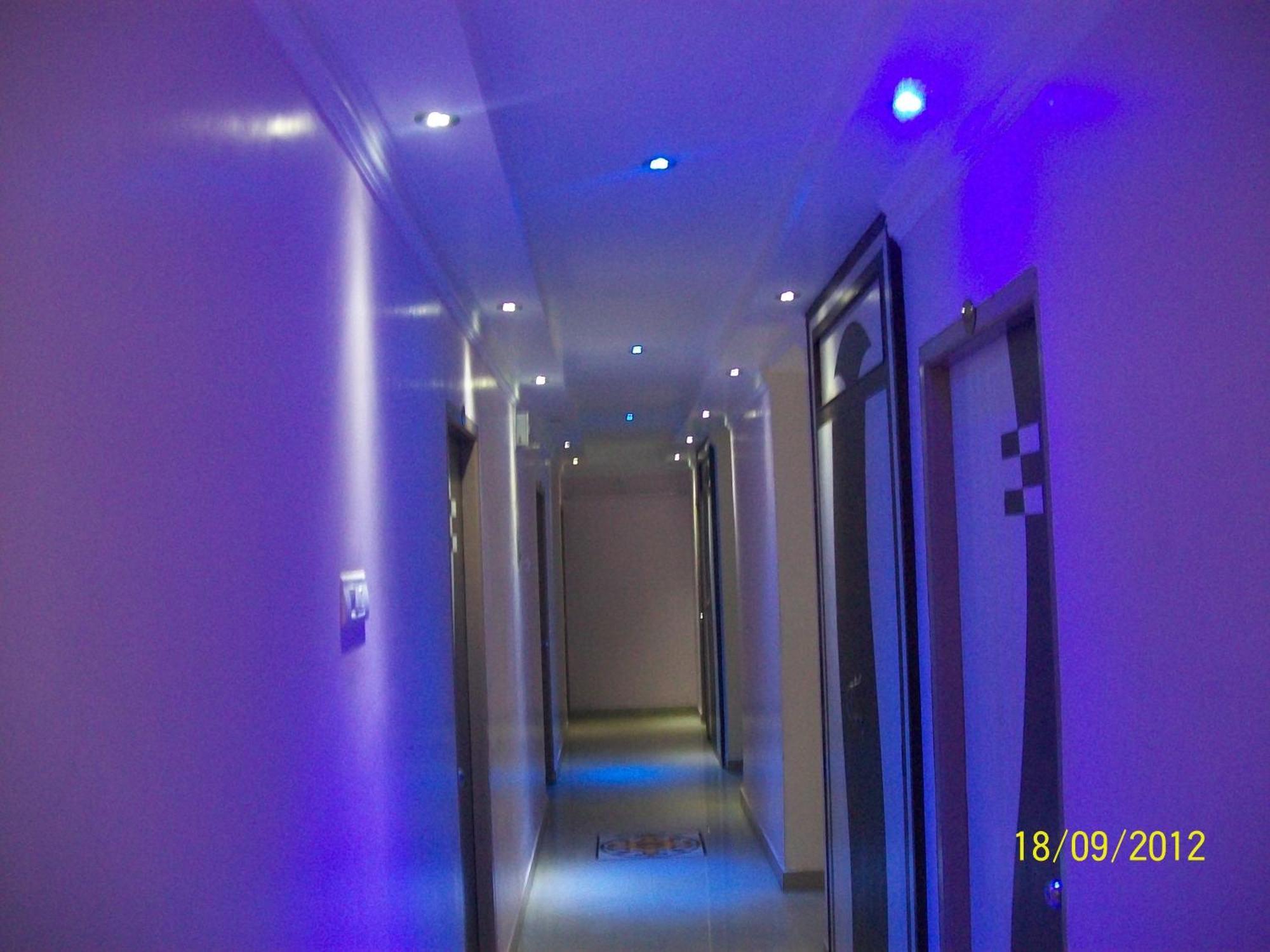 Hotel Viraat Inn Gaya Buitenkant foto