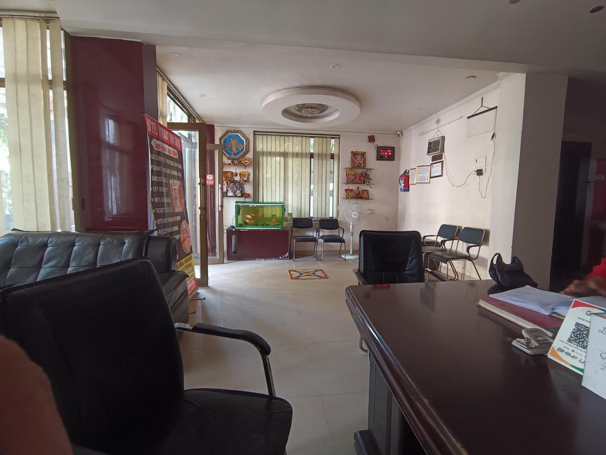Hotel Viraat Inn Gaya Buitenkant foto